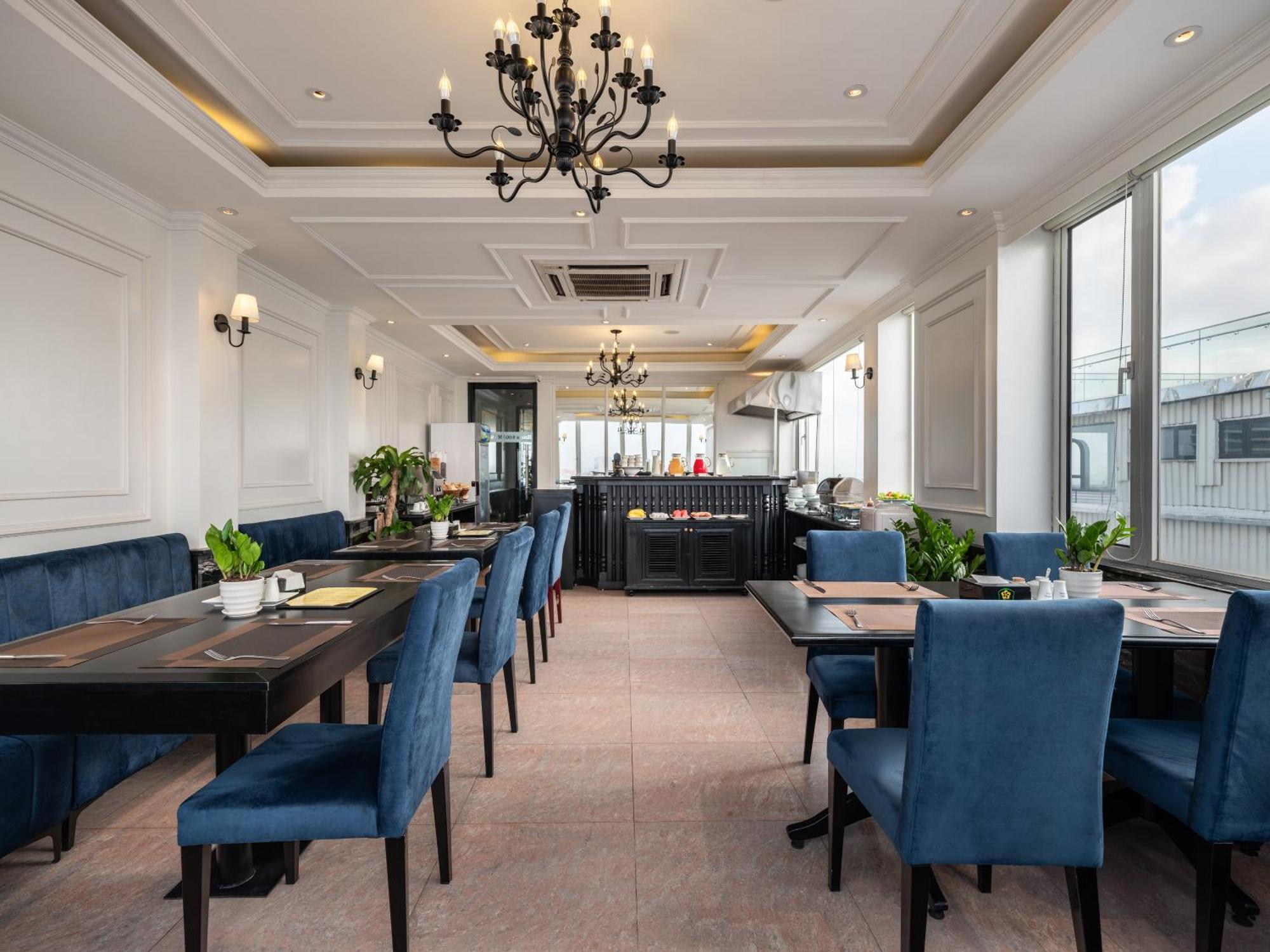 The Flower Boutique Hotel & Travel Hanoi Exterior photo