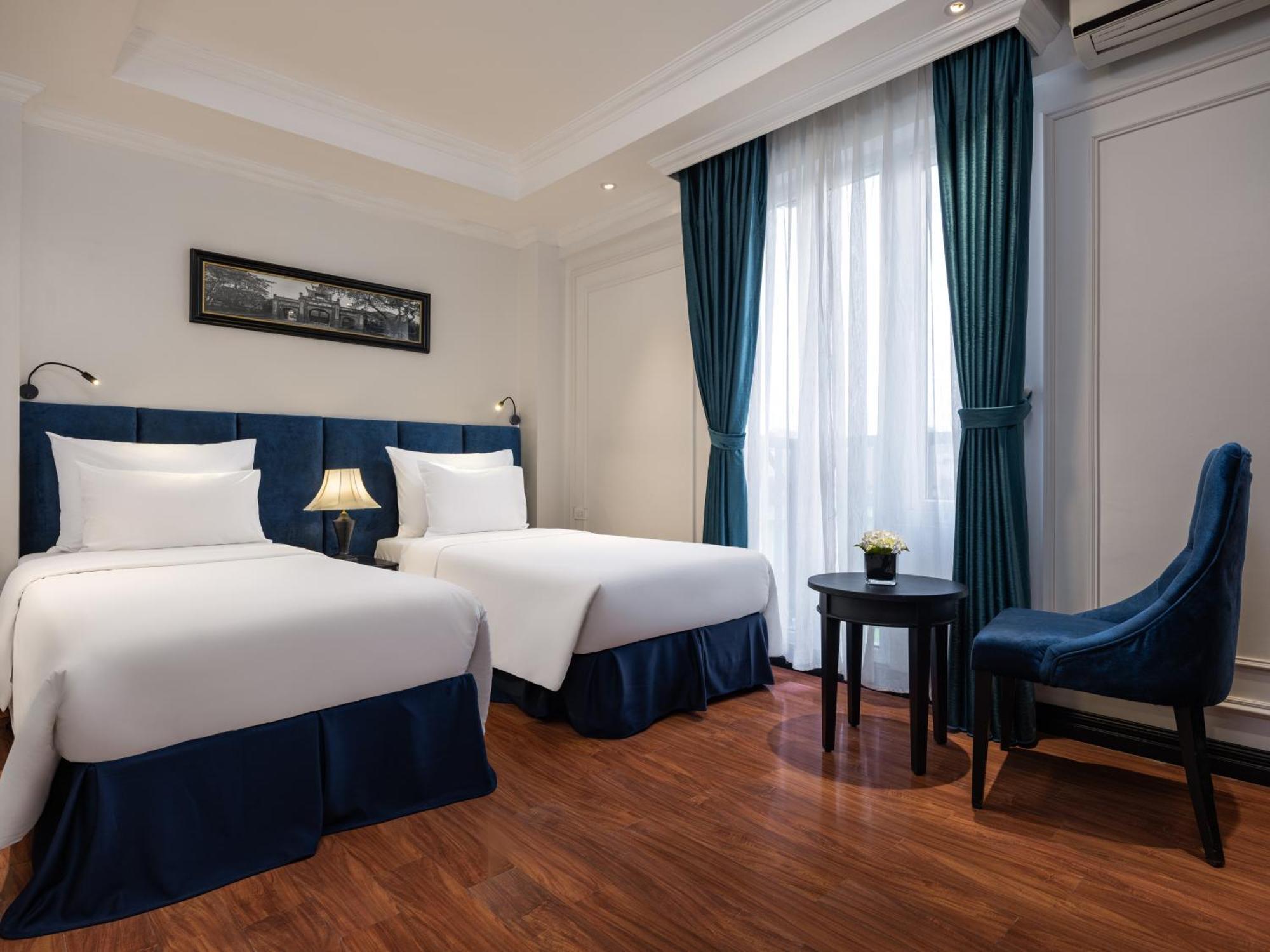 The Flower Boutique Hotel & Travel Hanoi Exterior photo